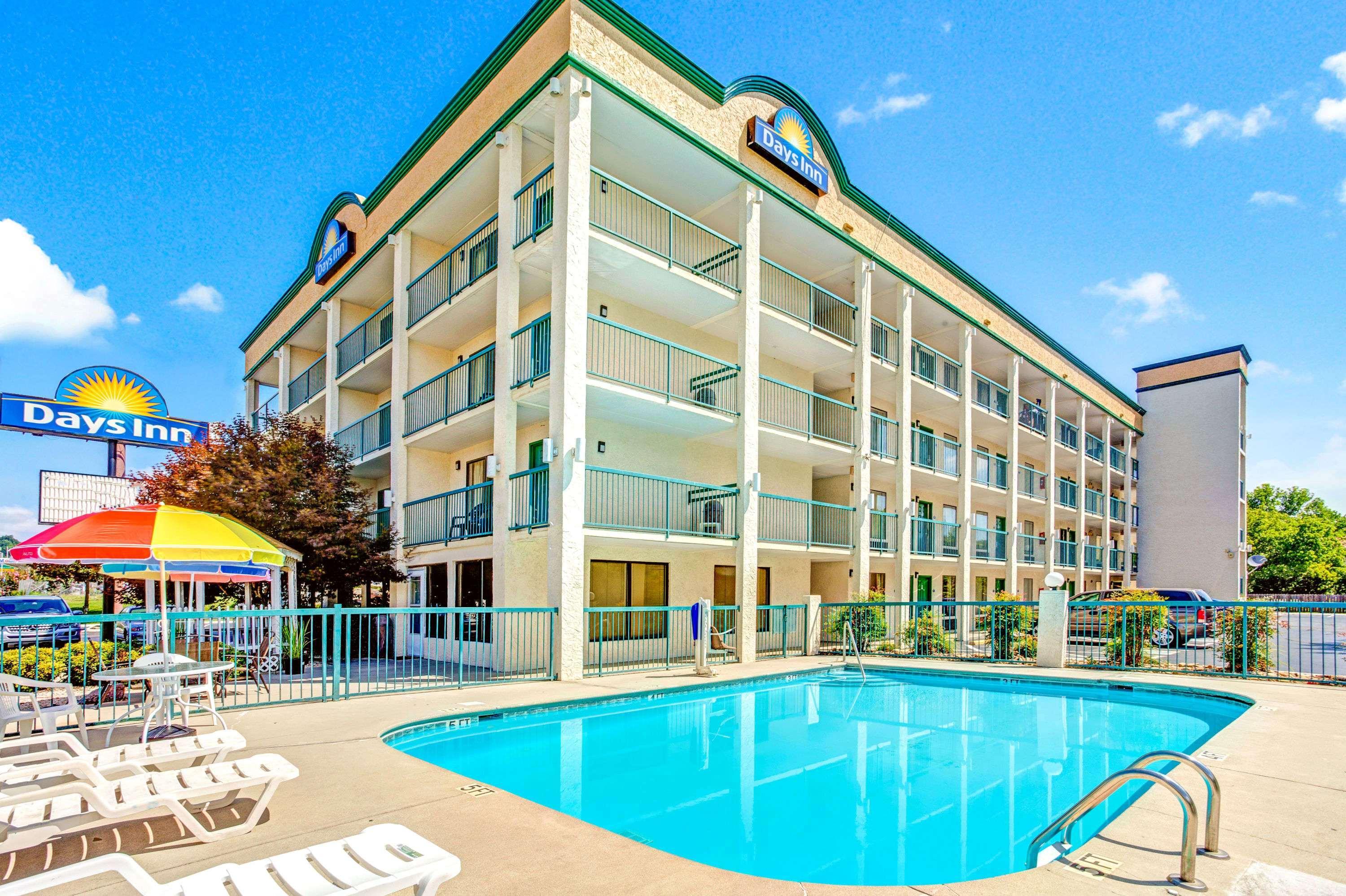 Days Inn By Wyndham Kodak/Sevierville Intrstate Smokeymntns Exterior foto